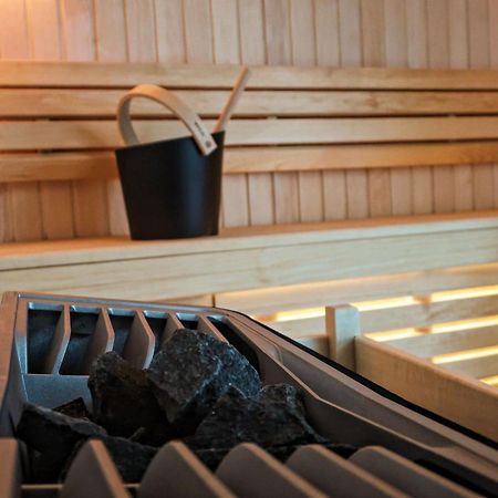 Brit Hotel Les Voyageurs Loudéac Εξωτερικό φωτογραφία
