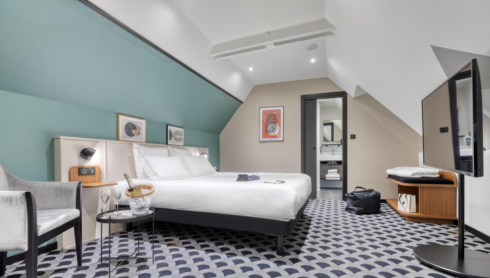 Brit Hotel Les Voyageurs Loudéac Εξωτερικό φωτογραφία