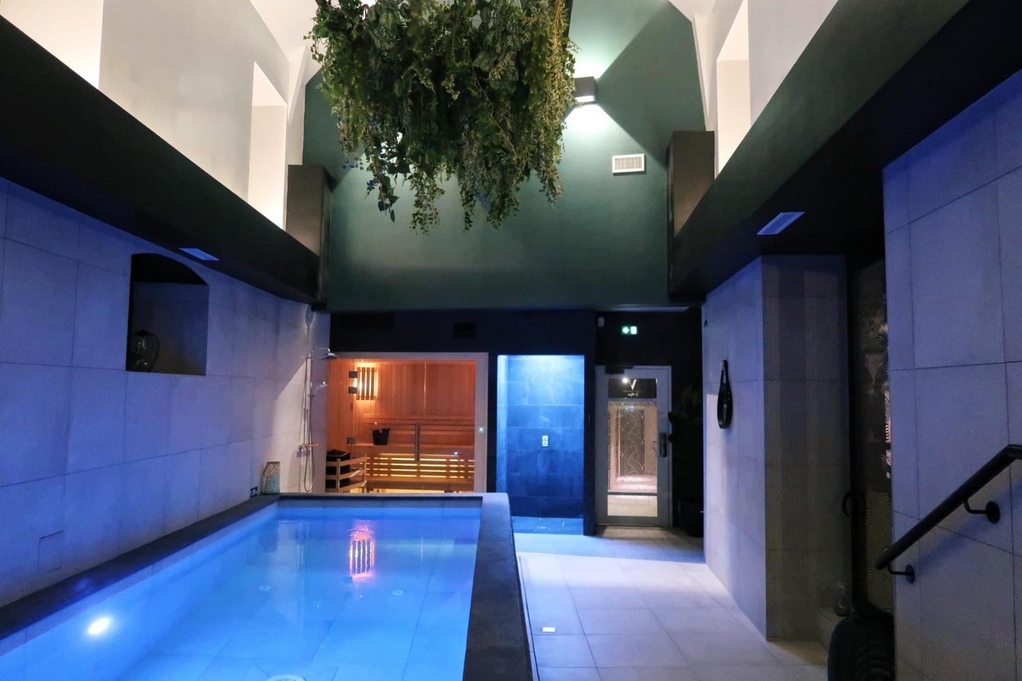 Brit Hotel Les Voyageurs Loudéac Εξωτερικό φωτογραφία